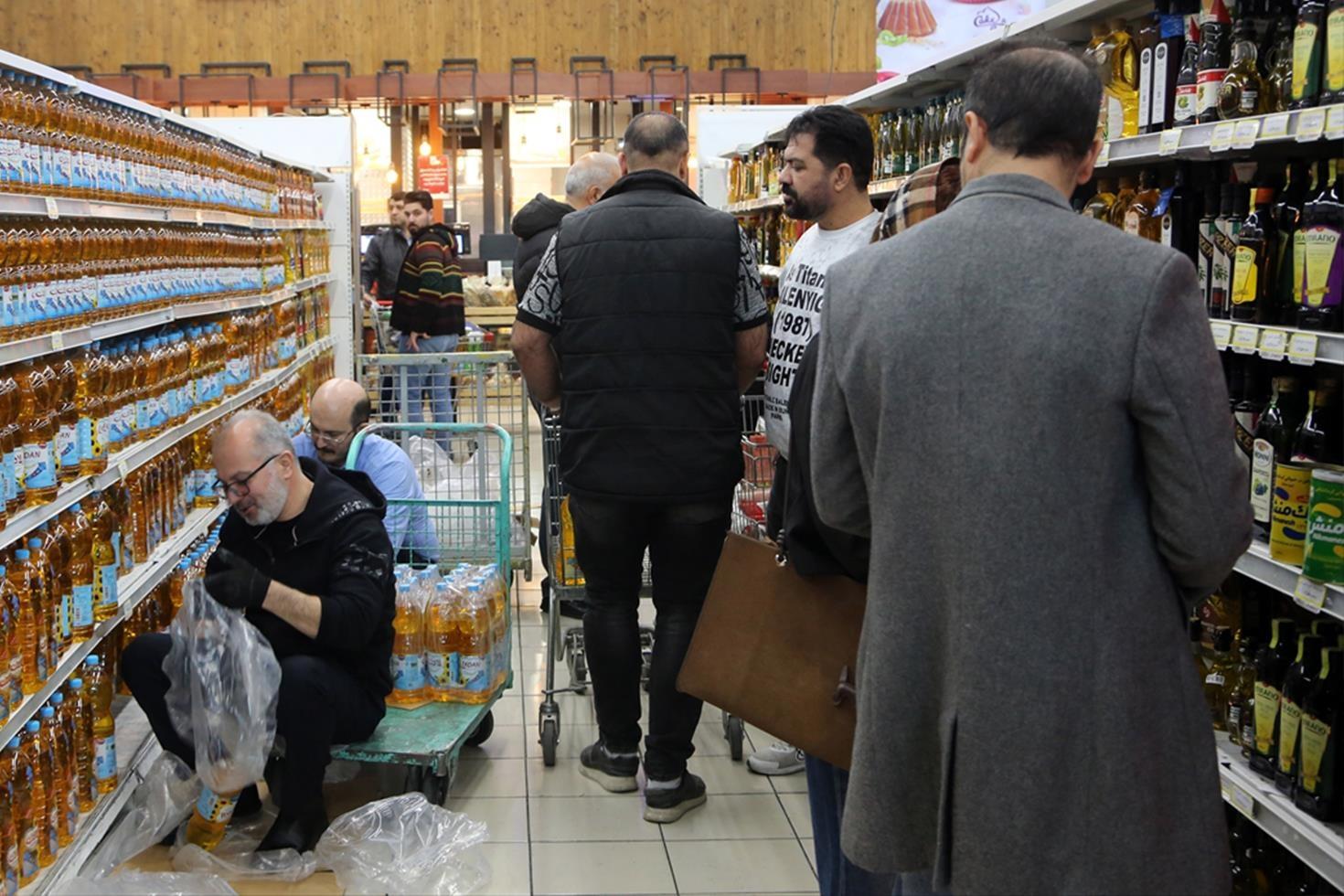 İran’da artan yaşam pahalılığıyla mücadeleye yönelik “Kalabarg“ uygulaması