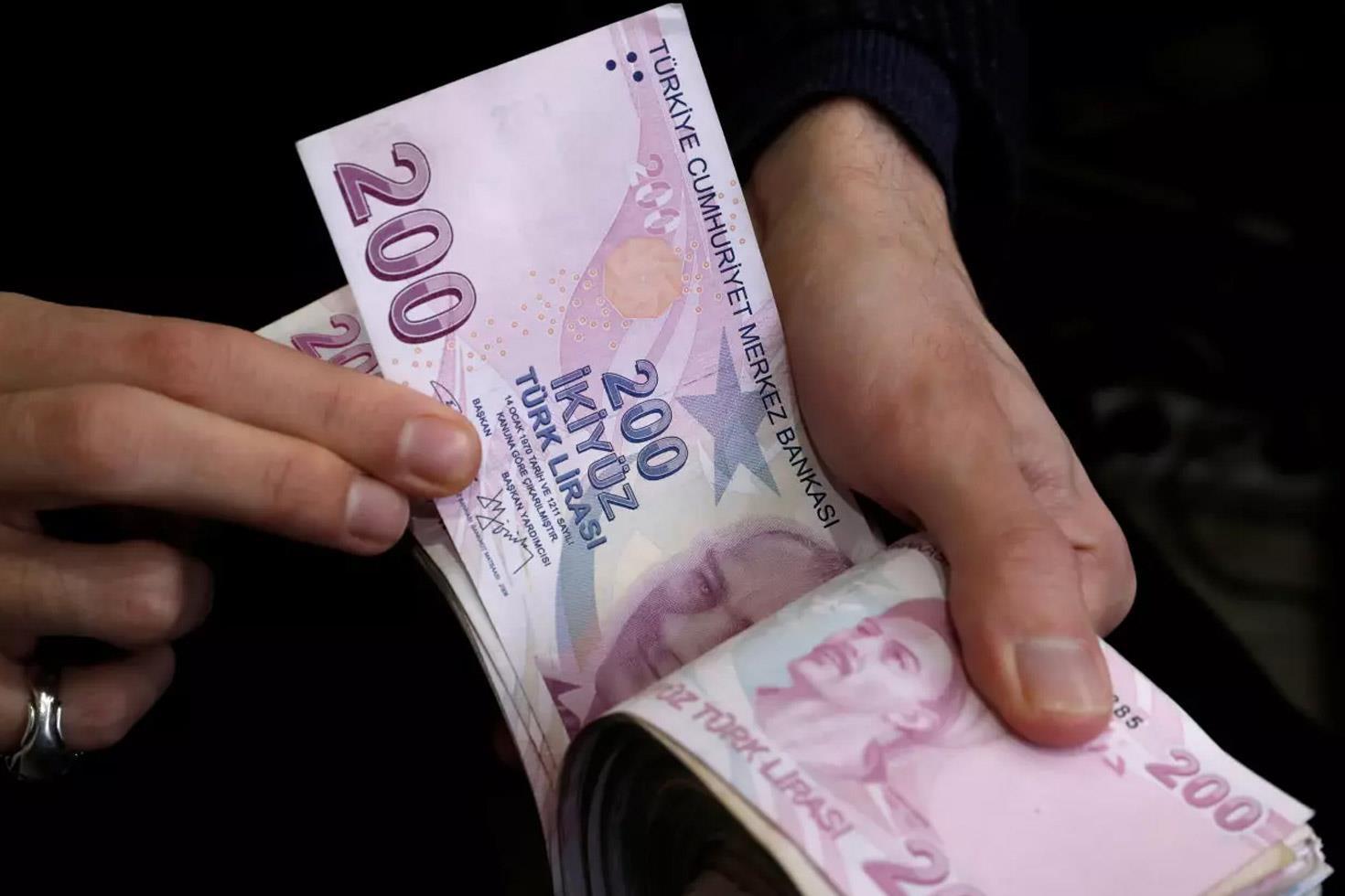 SGK listeyi genişletti: Bu meslekleri yapanlar 5 yıl daha erken emekli olacak