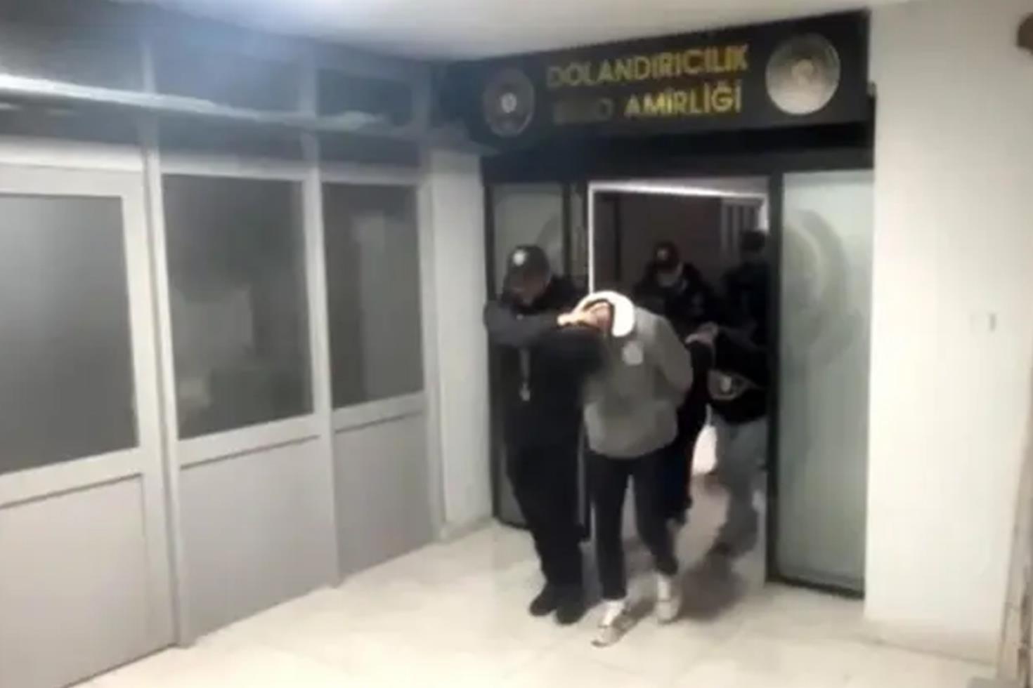 İzmir’de 15 milyonluk ’sahte uzlaştırmacı’ vurgunu: 15 tutuklama