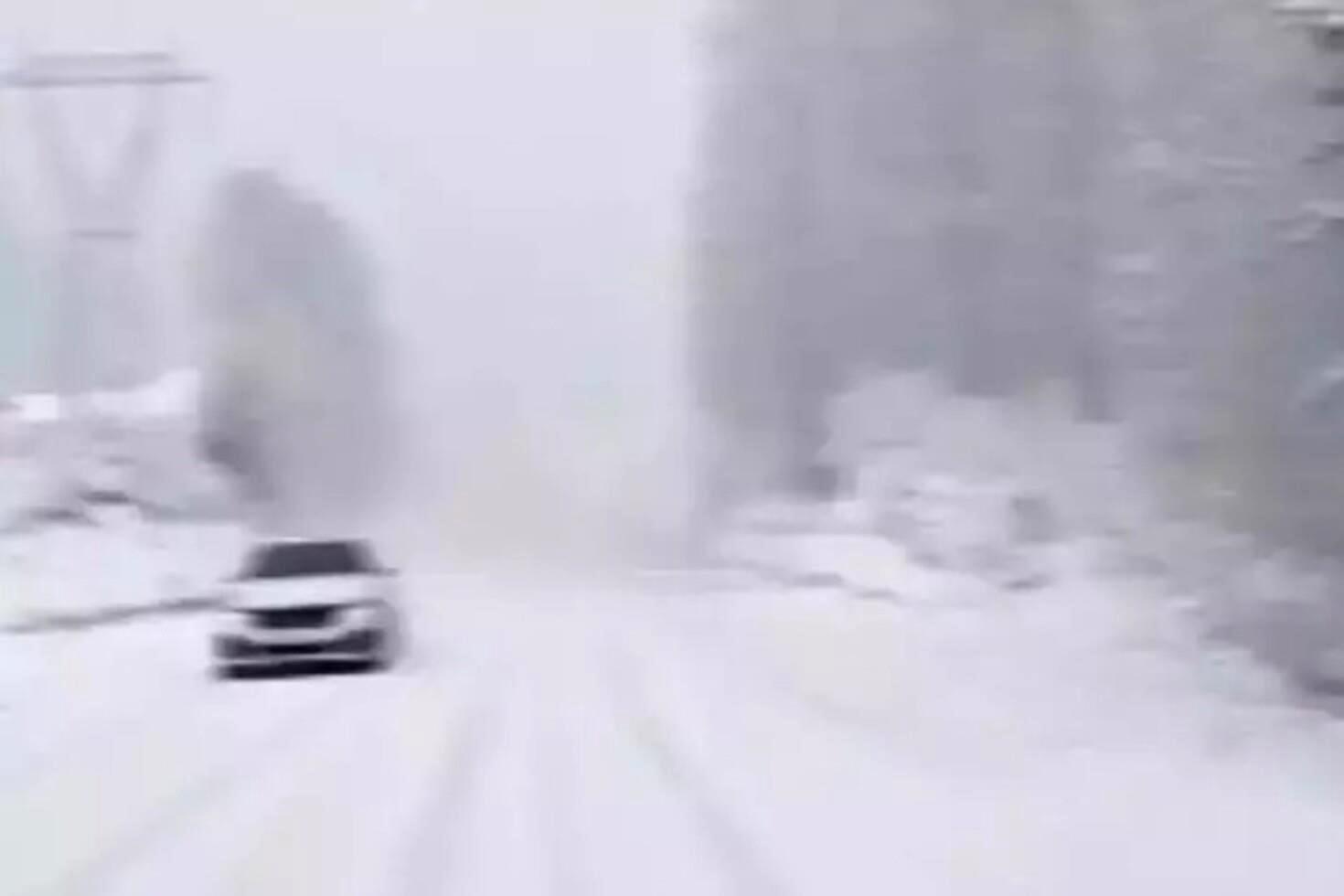 Bakanlıktan ’yoğun kar yağışı’ ve ’fırtına’ uyarısı