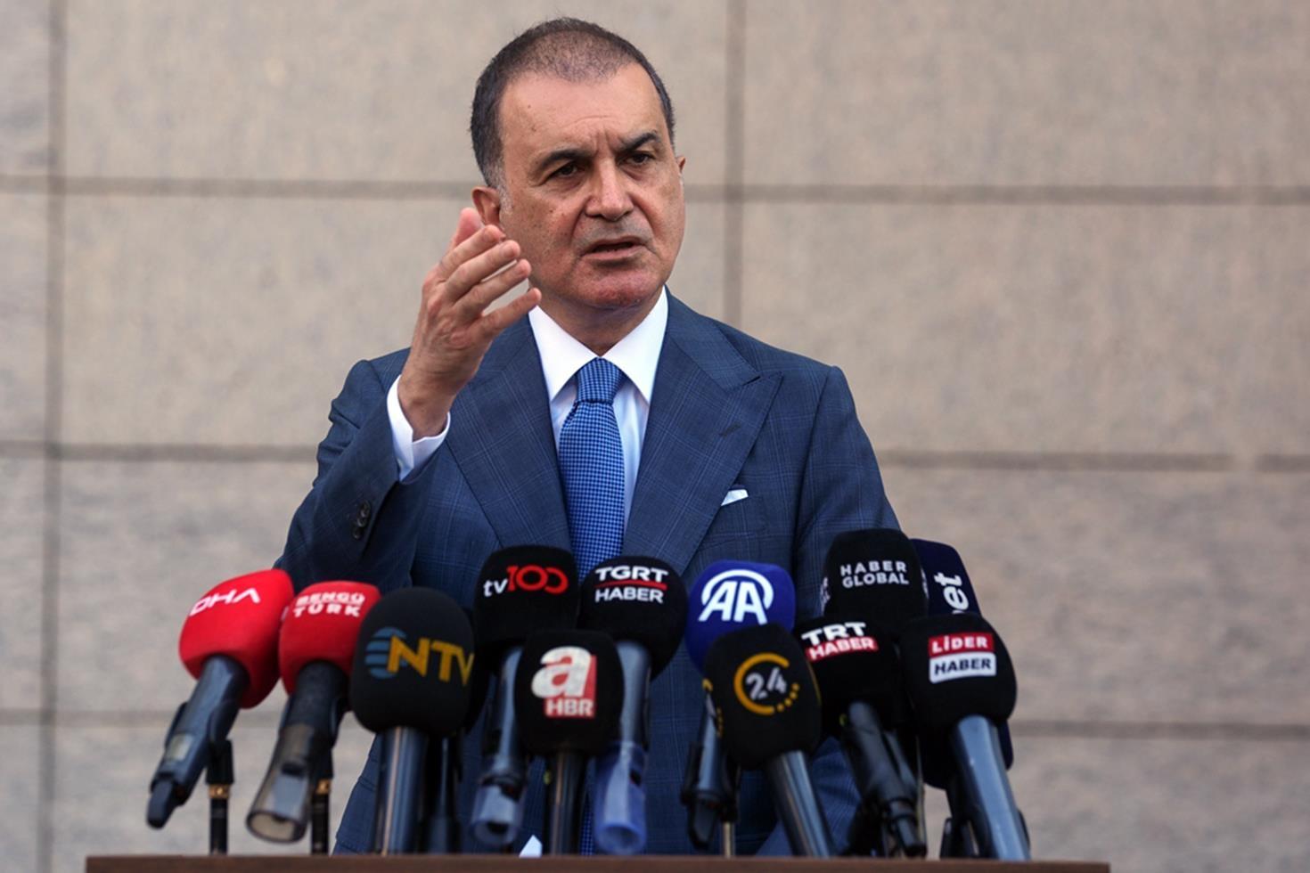 AK Parti Sözcüsü Ömer Çelik’ten Türk bayrağına yapılan saldırıya sert tepki