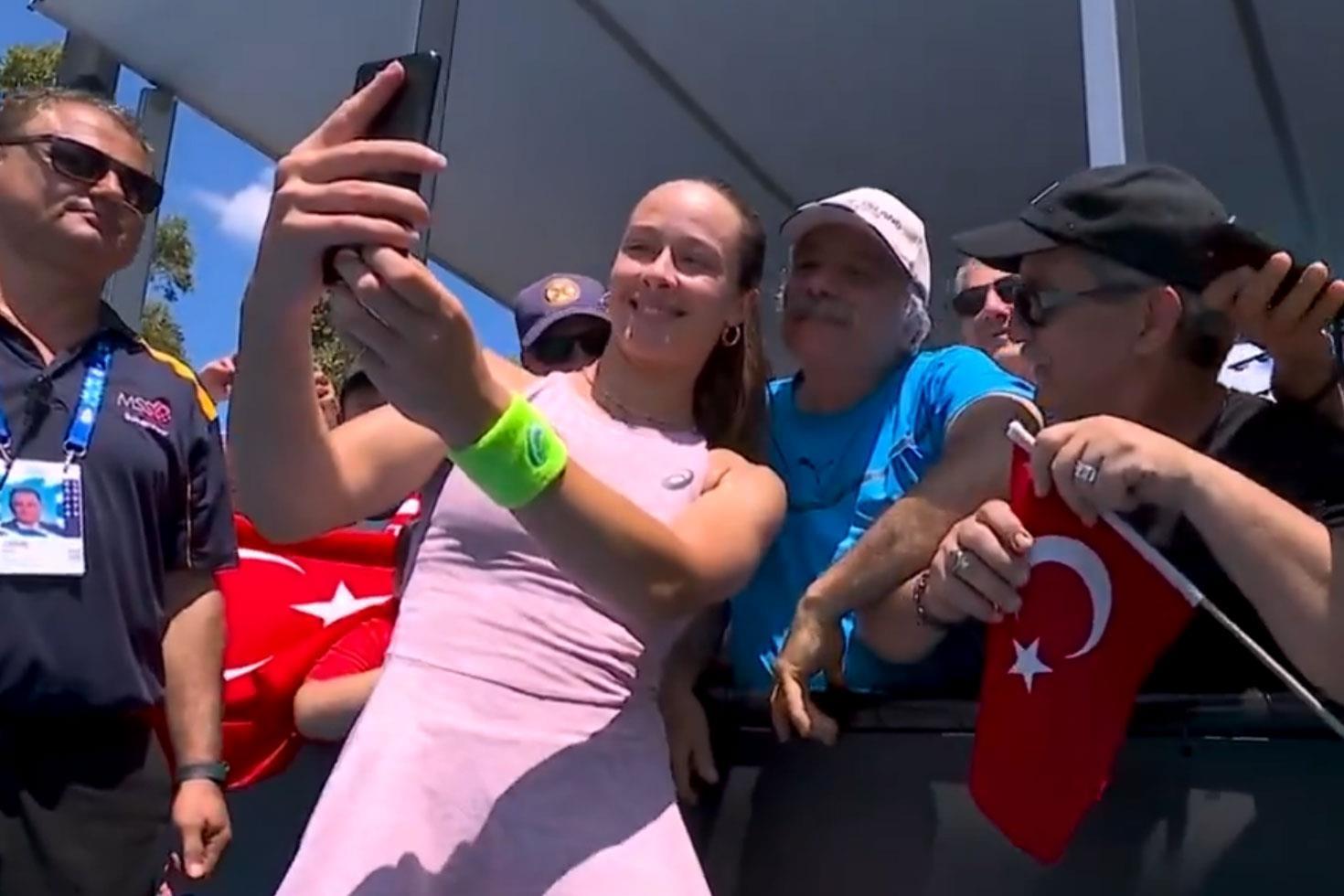 Zeynep Sönmez, Avustralya Açık’ta 3. turda