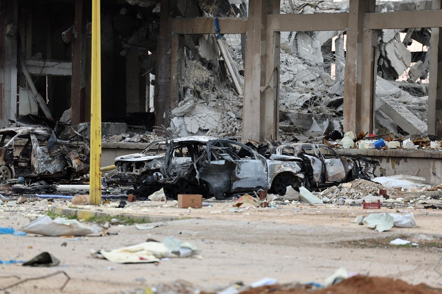 YPG, kendi silah deposunu patlattı