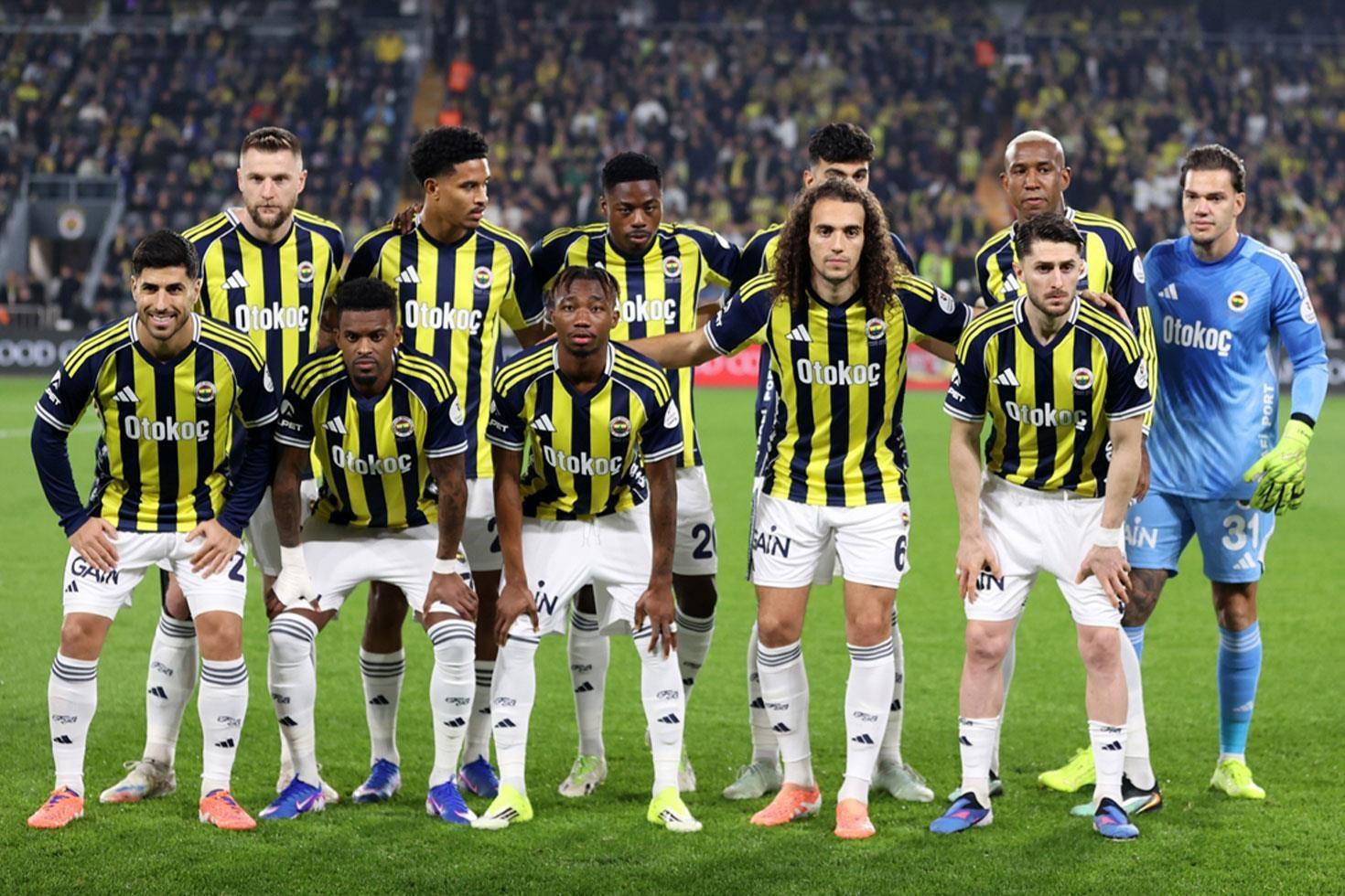 Fenerbahçe’ye yıldız oyuncusundan kötü haber