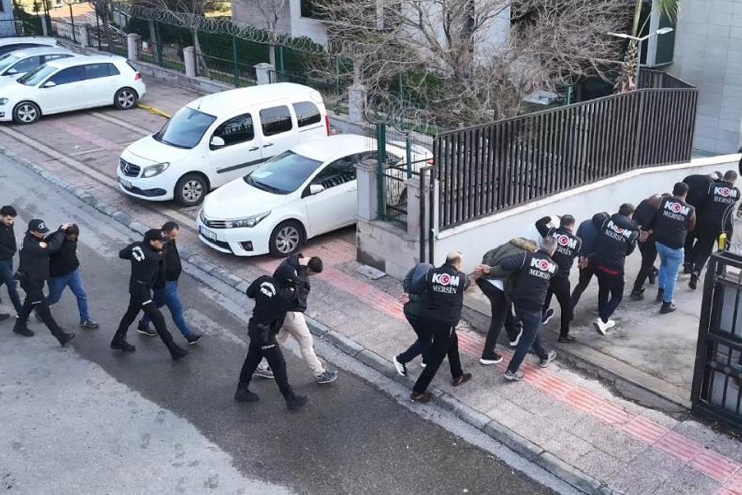 Emniyet ip gibi dizdi İşte çok konuşulan “Lavaşçılar“ çetesi