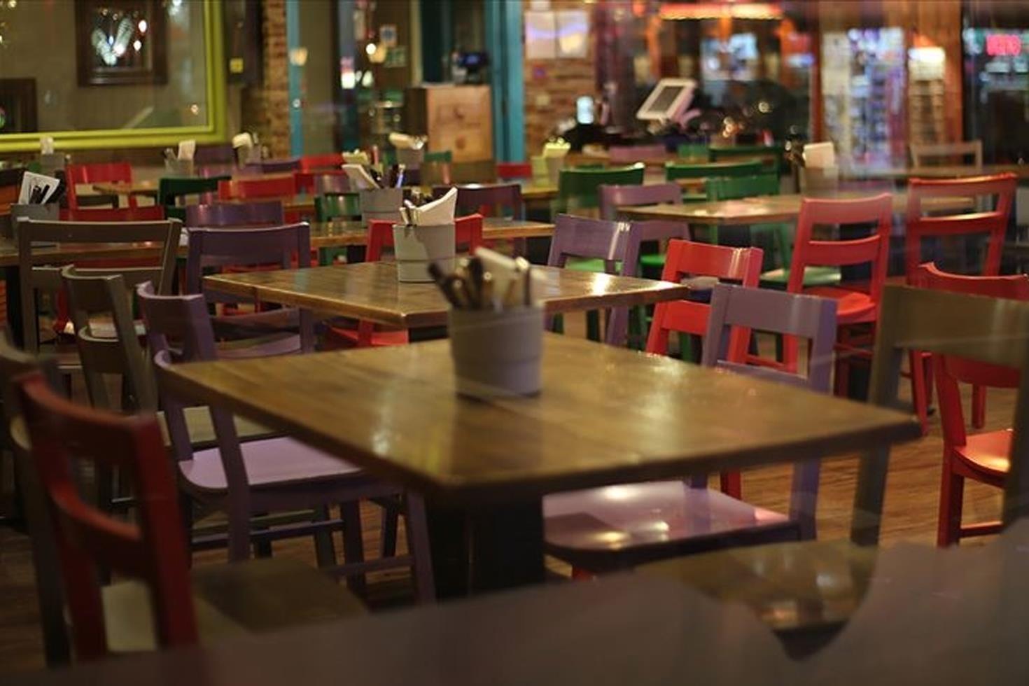 Restoran ve kafelerde yeni dönem Resmen yasaklandı