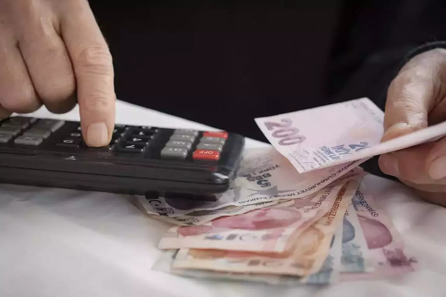 Memur ve emeklinin temmuz zammı için ilk ipucu geldi