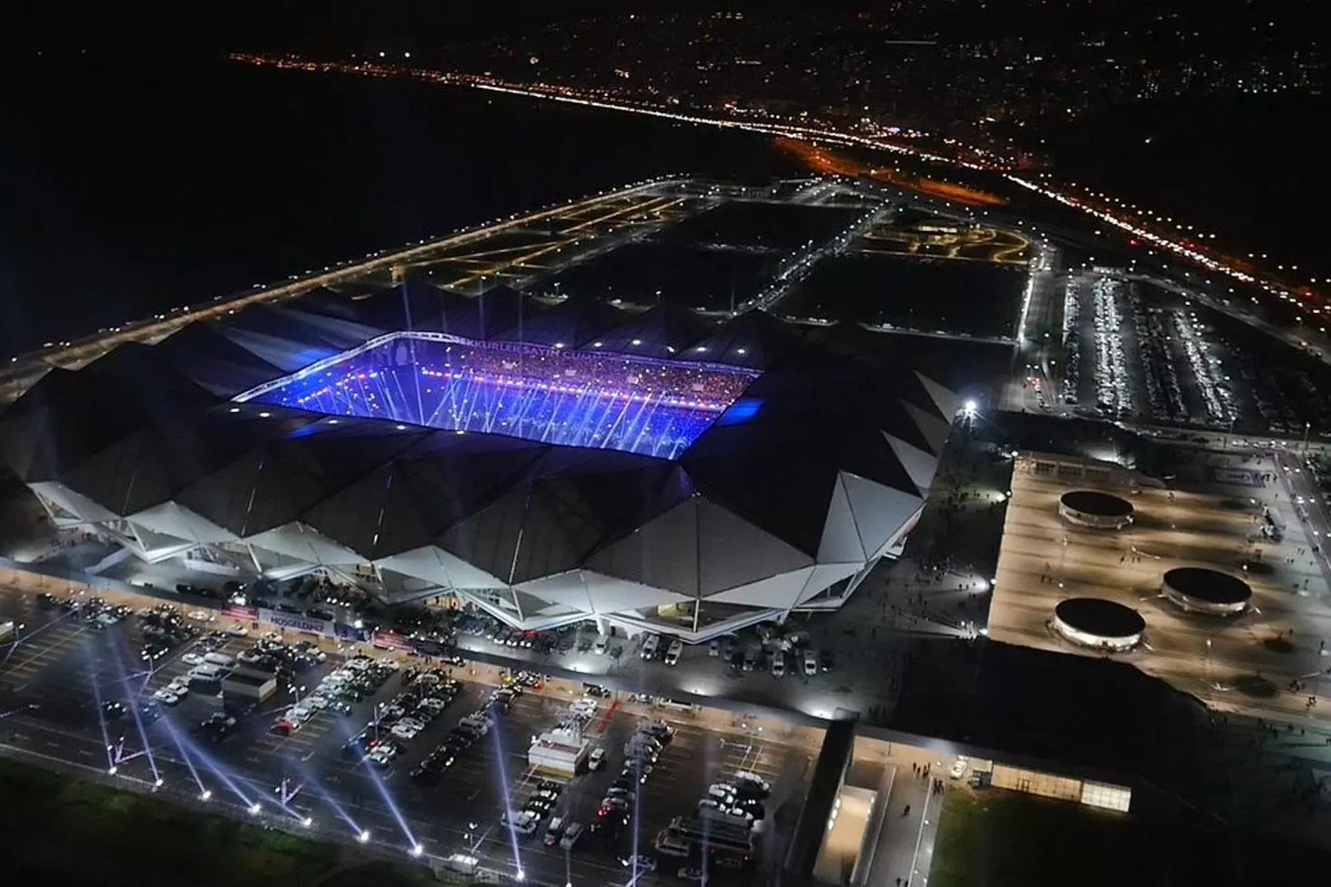 Karar verildi Fenerbahçe maçına sarı-lacivertli taraftarlar alınmayacak