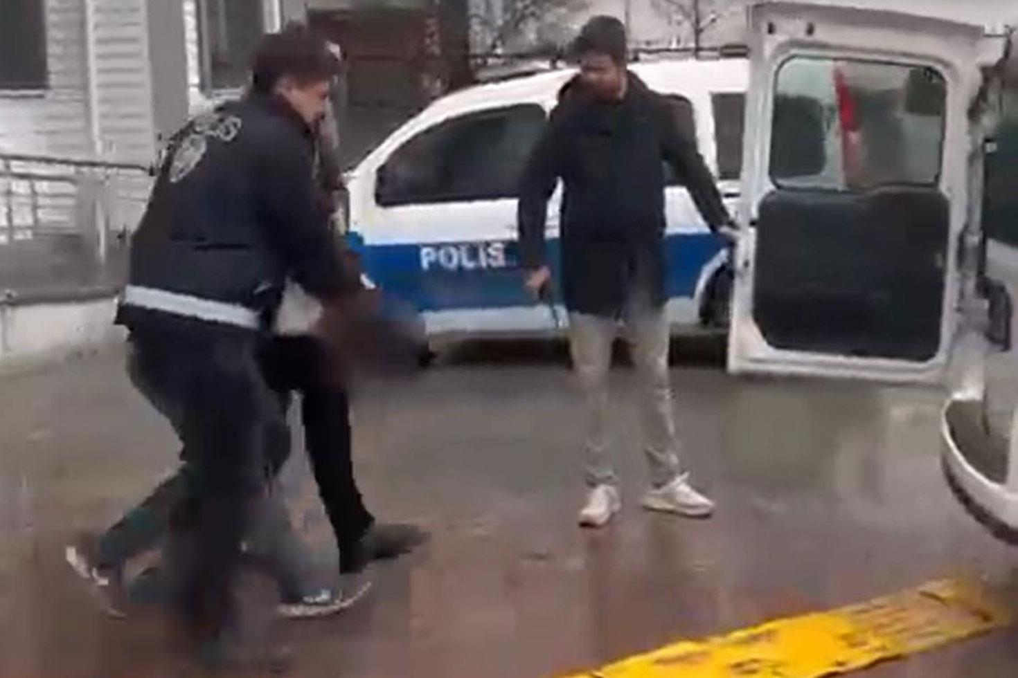 ’Birini bıçaklamam lazım’ diyerek evden çıktı, genç kızın kabusu oldu