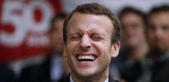 Pedofili dosyasından çıktı! Bu fotoğraf Macron'u epey zora sokacak