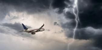 Futbol takımını taşıyan uçak Diyarbakır'a zorunlu iniş yaptı