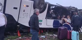 Yolcu otobüsü devrildi: Ölü ve yaralılar var