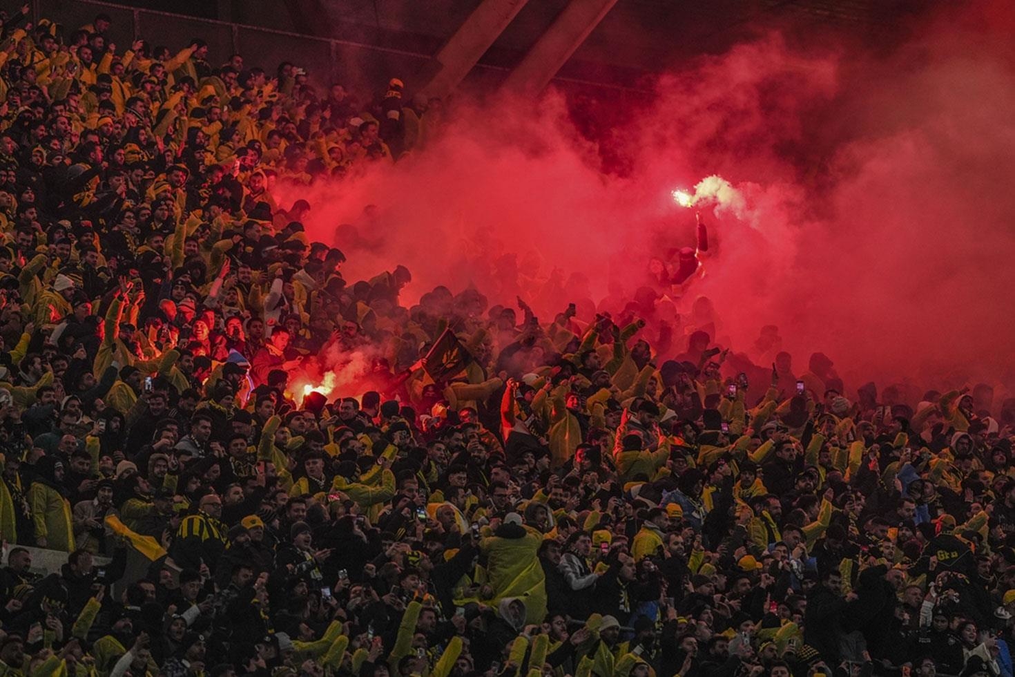 Galatasaray derbisine gitmek isteyen Fenerbahçe taraftarlarına uyarı