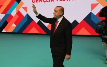 Bölücülerin Diliyle Konuşanların Tek Derdi...