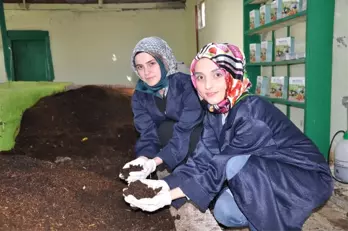 Bileziklerini Satıp Kendi İşlerinin Patronu Oldular