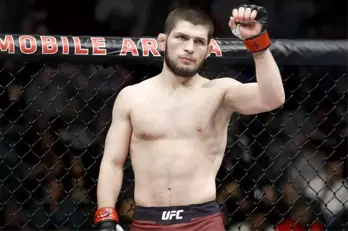 McGregor'u Deviren Khabib Nurmagomedov, Floyd Mayweather'a Meydan Okudu