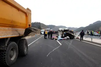 Kahramanmaraş'taki Feci Kazada, Aynı Aileden 9 Kişi Hayatını Kaybetti