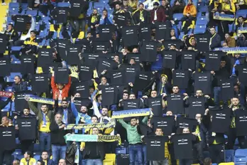 Ankaragücü Yönetimi Eren Açıkgöz ve Mert Turgut Çakır'ın Ailelerine Ev Alacak