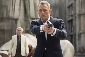 James Bond filminin setindeki kadınlar tuvaletinde gizli kamera bulundu