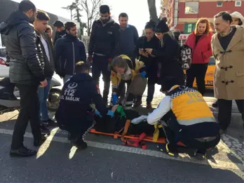 Çarptığı Kadını Ambulansa Taşıdı