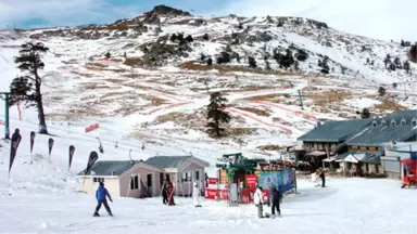 Kayak Merkezleri Boş Kaldı, Pistler Kapatıldı