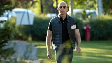 Amazon'un Kurucusu Jeff Bezos, Her Geçen Gün Daha da Zengin Oluyor