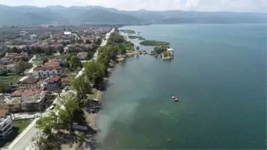 Göl Dibindeki Tarih Havadan ve Su Altından Görüntülendi