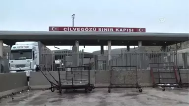 Halep'teki Yakınlarının Yolunu Gözlüyorlar