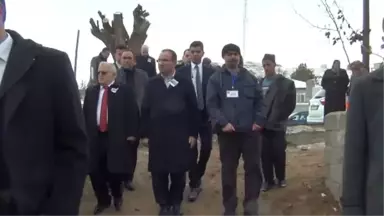 Bakan Bozdağ'dan Şehit Ailelerine Taziye Ziyareti