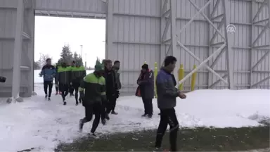 Galatasaray Galibiyeti Bizi Ikinci Yarıya Bir Adım Önde Başlatacak