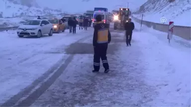 Bayburt'ta Tarfik Kazası: 1 Ölü