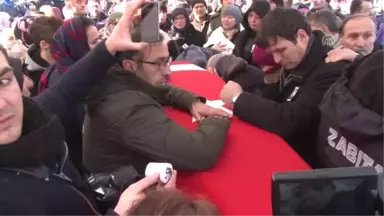 Kozlu Belediye Başkanı Şahin, Son Yolculuğuna Uğurlandı