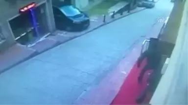 Beyoğlu'nda Yayınevine Saldırı