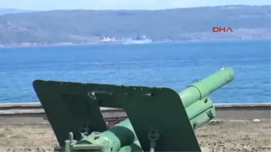 Çanakkale Rus Çıkarma Gemisi Çanakkale Boğazı'ndan Geçti