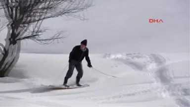 Rizede Tahtayla Kayan Köylüler Snowboard Ustası Oldu