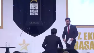 Ekonomi Bakanı Zeybekci: 