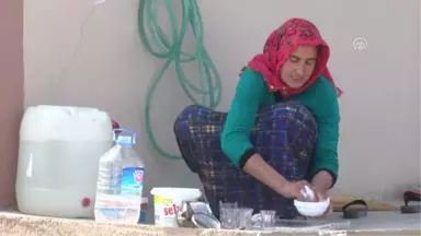 Ihh'dan Depremzedelere Yemek Yardımı