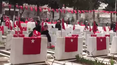 Şehitleri Anma Günü ve Çanakkale Deniz Zaferi'nin 102. Yılı