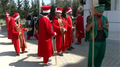 Osmaniye Okü'ye Mehter Takımı