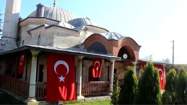 Dar'ül Hadis Camisi'nde, 4 Asırlık 1001 Hatim Duası Geleneği Sürüyor