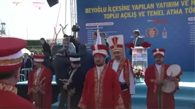 Topbaş: Haliç'te Denizin Içine Fatih Sultan Mehmet Han'ın At Üzerinde Heykelini Koyacağız