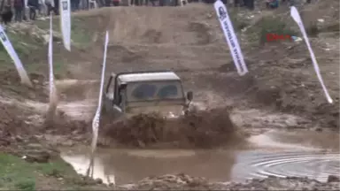 Osmaniye Off-Road Tutkunları Osmaniye'de Buluştu