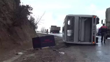 Midibüs Devrildi: 1 Ölü, 9 Yaralı