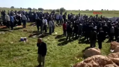 Şanlıurfa Bozova'da Kamyonet Devrildi: 4 Ölü, 8 Yaralı