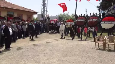 Şırnak Şehidinin Cenazesinde Gözyaşları Sel Oldu.