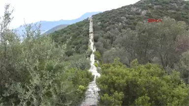 Antalya Tarihi Su Yolunda Yörük Göçü Canlandırıldı