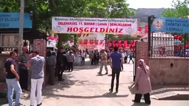 Makedonya Göçmenleri Şenlikte Buluştu