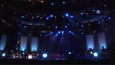 16. Uluslararası Mevazin Müzik Festivali - Sami Yusuf El Nahda Meydanı'nda Konser Verdi