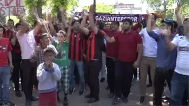 Gaziantep Taraftarından 