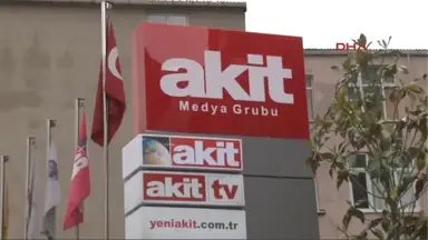 Kadir Demirel Için Yeni Akit Gazetesi Önünde Tören